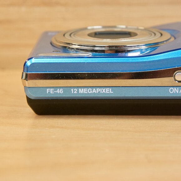 Vintage Olympus FE 46 12MP Digital camera, 5X Optical Zoom, Tested - Picture 5 of 8